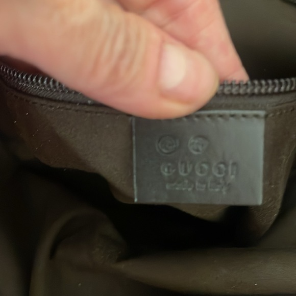 Gucci large travel bag. - Picture 6 of 8